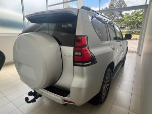 Toyota Land Cruiser Prado 2.8GD VX-L - Image 2