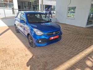 Toyota Vitz 1.0 XR manual - Image 1