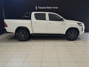 Toyota Hilux 2.4GD-6 double cab Raider auto - Image 3