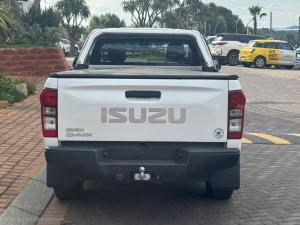 Isuzu D-Max 250 Extended cab X-Rider auto - Image 5