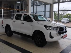 Toyota Hilux 2.4GD-6 double cab 4x4 Raider manual - Image 1