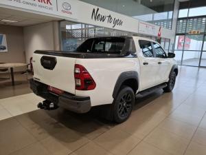 Toyota Hilux 2.8 GD-6 RB Legend RS automaticD/C - Image 2