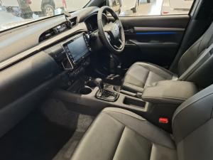 Toyota Hilux 2.8 GD-6 RB Legend RS automaticD/C - Image 7