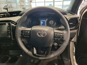 Toyota Hilux 2.8 GD-6 RB Legend RS automaticD/C - Image 8