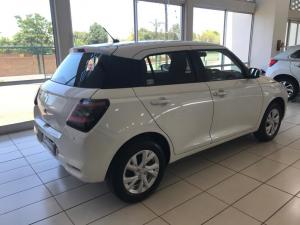 Suzuki Swift 1.2 GL+ CVT - Image 2