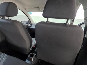 Volkswagen Polo Vivo 1.6 Style - Image 18