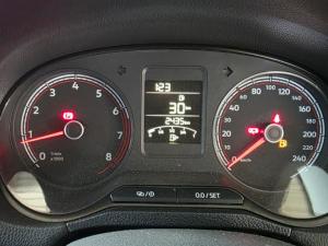 Volkswagen Polo Vivo 1.6 Style - Image 6