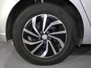 Volkswagen Polo 1.0 TSI - Image 21