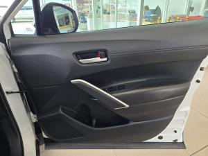 Toyota Corolla Cross 1.8 XS - Image 15