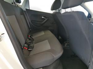 Volkswagen Polo Vivo hatch 1.4 Life - Image 9