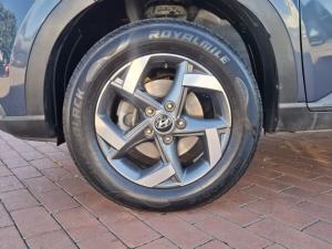 Hyundai Venue 1.0T Fluid auto - Image 11