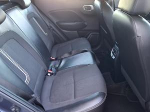 Hyundai Venue 1.0T Fluid auto - Image 9