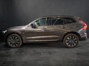 Volvo XC60 B5 AWD Plus Dark - Image 9