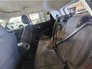 Mahindra XUV 3XO 1.2T AX5 auto - Image 9
