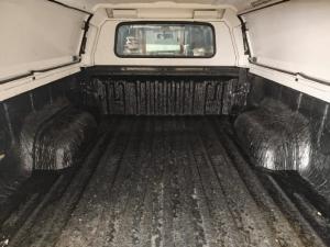 Toyota Hilux 2.4GD-6 Xtra cab Raider manual - Image 15