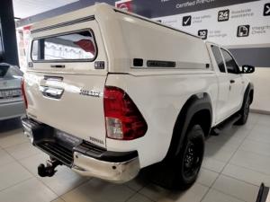 Toyota Hilux 2.4GD-6 Xtra cab Raider manual - Image 8
