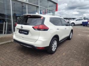 Nissan X-Trail 2.5 4x4 Acenta Tech - Image 3
