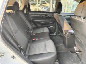 Nissan X-Trail 2.5 4x4 Acenta Tech - Image 8