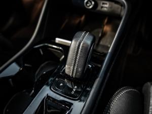 Volvo XC40 T3 R-Design auto - Image 16