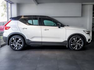Volvo XC40 T3 R-Design auto - Image 8