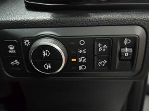 Volkswagen Amarok 2.0TDI double cab Life 4Motion manual - Image 10