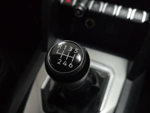 Volkswagen Amarok 2.0TDI double cab Life 4Motion manual - Image 11