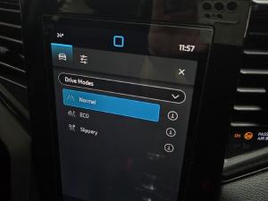 Volkswagen Amarok 2.0TDI double cab Life 4Motion manual - Image 8