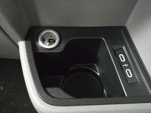 Volkswagen Transporter 2.0TDI Kombi SWB Trendline auto - Image 13