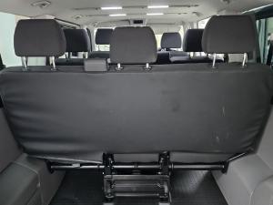 Volkswagen Transporter 2.0TDI Kombi SWB Trendline auto - Image 17