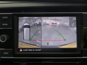 Volkswagen Transporter 2.0TDI Kombi SWB Trendline auto - Image 4