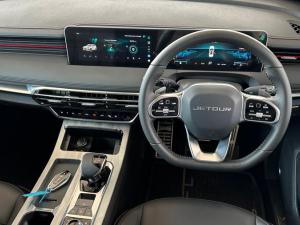 Jetour X70 Plus 1.5T Momentum - Image 13