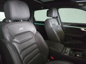 Volkswagen Touareg V6 TDI Executive R-Line - Image 15