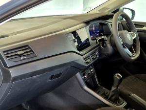 Volkswagen Polo hatch 1.0TSI - Image 14