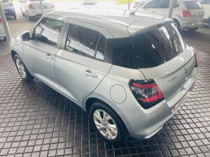 Suzuki Swift 1.2 GL+ auto - Image 5