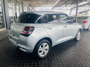 Suzuki Swift 1.2 GL+ auto - Image 7