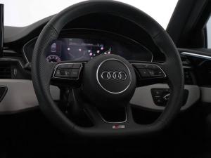 Audi A4 35TFSI Black Edition - Image 7