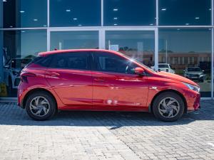 Hyundai i20 1.4 Motion auto - Image 3