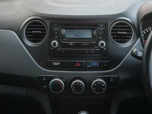 Hyundai Grand i10 1.0 Motion auto - Image 11