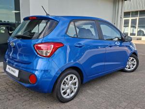 Hyundai Grand i10 1.0 Motion auto - Image 2