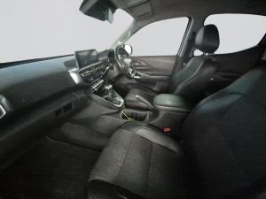 Peugeot Landtrek 1.9D AllureD/C automatic - Image 3