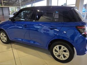 Suzuki Swift 1.2 GL+ auto - Image 4