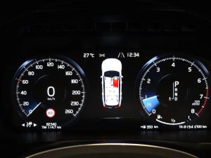 Volvo XC90 T6 Inscription AWD - 6 Seater - Image 11