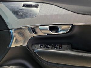 Volvo XC90 T6 Inscription AWD - 6 Seater - Image 13