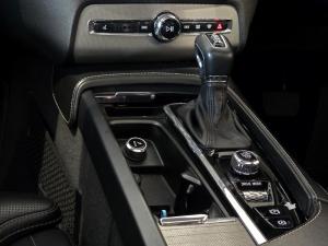 Volvo XC90 T6 Inscription AWD - 6 Seater - Image 16