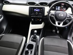 Nissan Magnite 1.0 Visia auto - Image 8