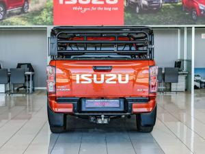 Isuzu D-Max 3.0TD double cab V-Cross 4x4 - Image 5