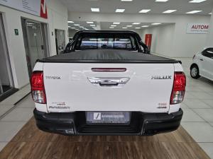 Toyota Hilux 2.8GD-6 double cab 4x4 Raider auto - Image 5