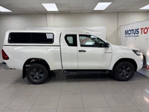 Toyota Hilux 2.4GD-6 Xtra cab Raider auto - Image 3