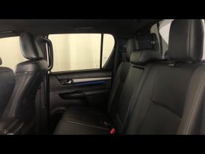 Toyota Hilux 2.8GD-6 double cab 4x4 Legend RS auto - Image 11