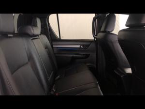 Toyota Hilux 2.8GD-6 double cab 4x4 Legend RS auto - Image 12